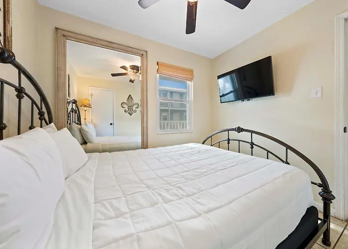 Apartment Sunrise Village 111 By Collection Gulf Shores
